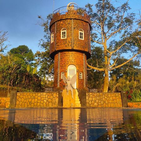 Appartamento Umah Legenda Bali - Legend House Bali Selemadeg Esterno foto