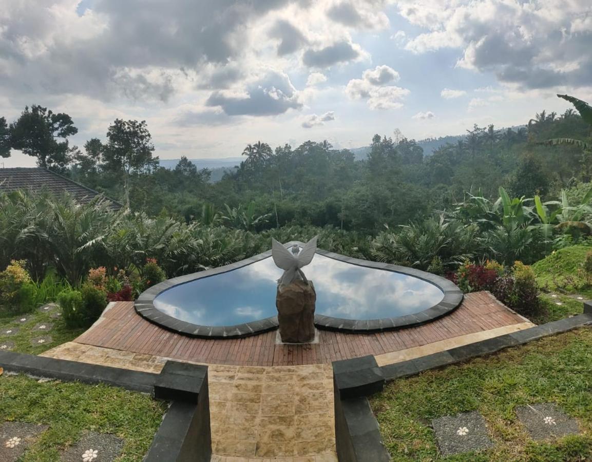 Appartamento Umah Legenda Bali - Legend House Bali Selemadeg Esterno foto